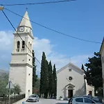 Epetij Apartman *