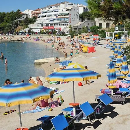 Apartment Epetij Split